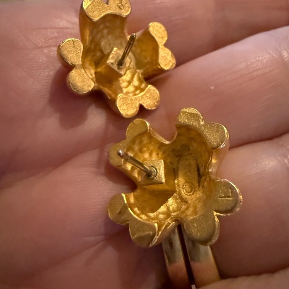 Anne Klein Vintage Brushed Gold Tone Criss Cross Pierced Earrings Signed - Picture 3 of 6